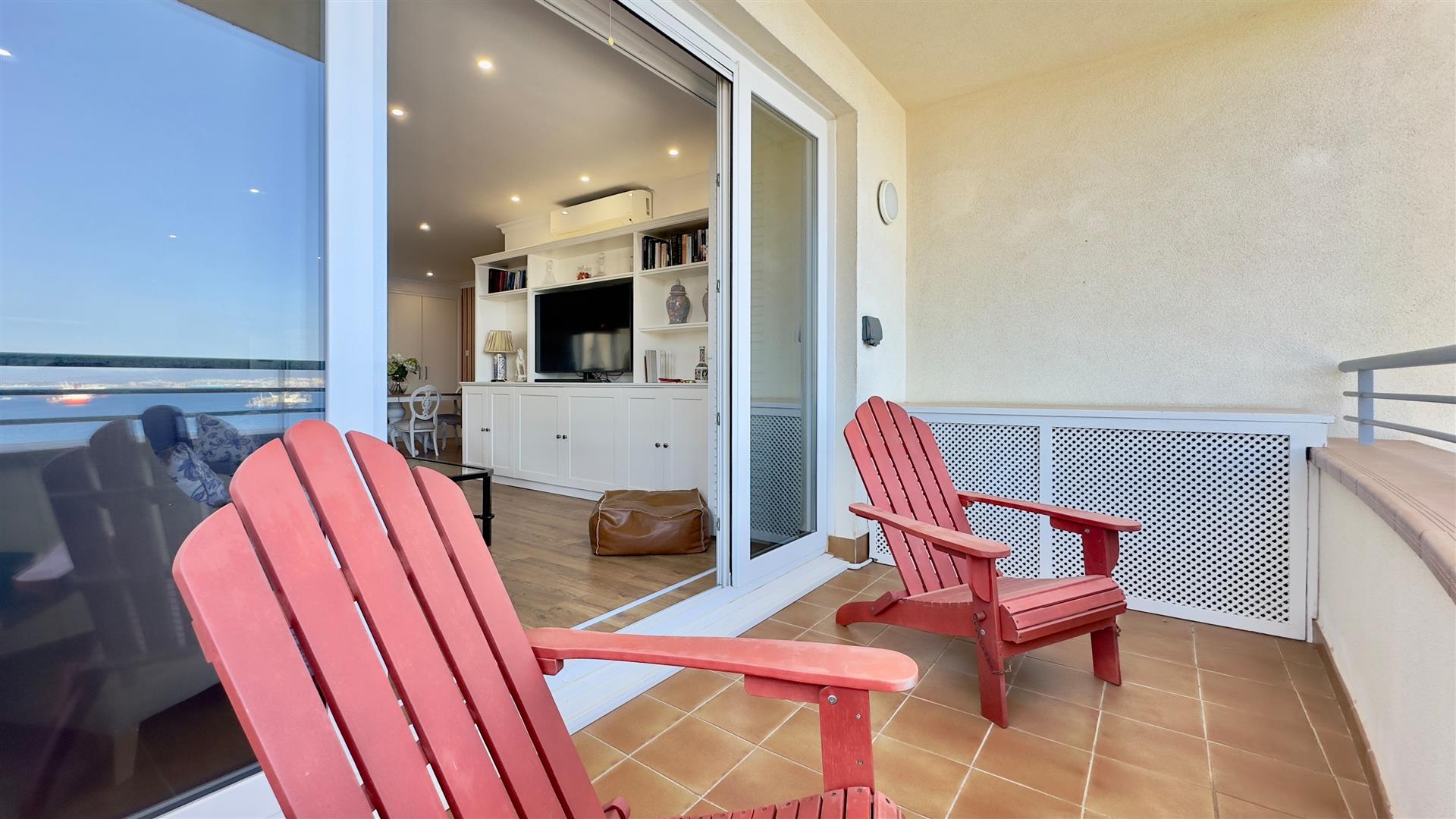 Image of House - 2 Bedrooms - 1 Bathrooms for Sale in South District-Gibraltar, Image 11